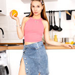 Pic of Lana In Showy Beauty Set Juicy Piece  . Lana 