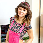 Pic of Triste in Pink & Pretty by Met-Art | Erotic Beauties