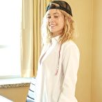 Pic of Karupsha.com | Undress to Impress