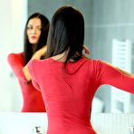 Pic of Amateur model shows off her thin body while taking a shower