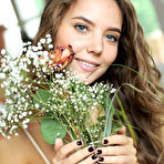 Pic of Sweet teen Mango A hops onto kitchen counter to show her beautiful nude body
