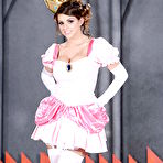 Pic of Smiley hottie in fancy cosplay outfit revealing her gorgeous curves