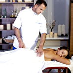 Pic of Tiny European girl Foxi Di receiving massage and pussy licking