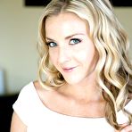 Pic of Awesome blonde Karla Kush shows her pretty good spicy booty!