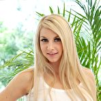 Pic of Hungry amateur teen babe Lolly Lopez seems extremely happy today