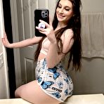 Pic of Playing with my pussy gets me so wet by Ariel King | Faphouse