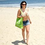 Pic of Sexy Charisma Cappelli in glasses in bikini shows her body outdoor