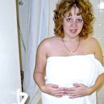 Pic of UK amateur Curvy Claire washes her overweight body in the shower