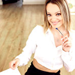 Pic of Luna Ray in A Test Of Endurance at BaDoinkVR - Direct Stripper