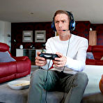 Pic of Lola Bonita makes her boyfriend interrupt his video game to fuck her