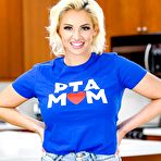 Pic of Charli Phoenix, Jade Greene - Mom Swap | BabeSource.com