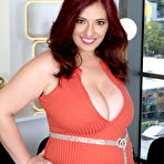 Pic of Andi Peacock The Other Side Of Hot Wife Andi Peacock XL Girls - Curvy Erotic