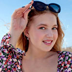 Pic of Petite Nikoletta