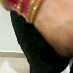 Pic of Desi Bhabhi In Black Saree Showing Gorgeous Big Boobs (2160)4K - EPORNER