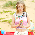 Pic of Lea in Warm Weekends by Showy Beauty | Erotic Beauties