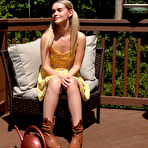 Pic of Khloe Kingsley in Glass Phallus by ALS Scan | Erotic Beauties