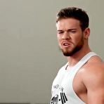 Pic of Mona Azar - Focusing On Exercises That Emphasize Her Juicy Ass - EPORNER