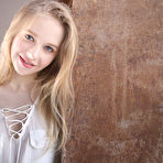 Pic of Lola Chic nude in erotic CHIC LA VIE gallery - MetArt.com
