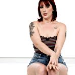 Pic of Cleo On The Couch - EPORNER