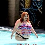 Pic of BBW_redhead_and_burn_licking_1 - EPORNER