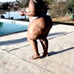 Pic of BigBooty Liso And Friend Butt Shake - EPORNER