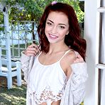 Pic of Skinny nubile Paisley Rae makes her nude modelling debut while outdoors - Nude Women Pics