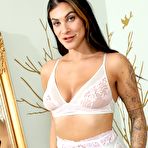 Pic of Roxy Mendez art-lingerie