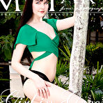 Pic of MetArt - GIRL IN GREEN with [vars:model_name]