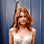 Pic of Olivia Shows off her Perky Tits