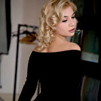 Pic of Amelia Dorn in Multiplicity