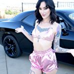 Pic of shelovesblack - A Great Dealer