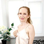 Pic of Anilos - Ravishing Red featuring Iren. (Photos)